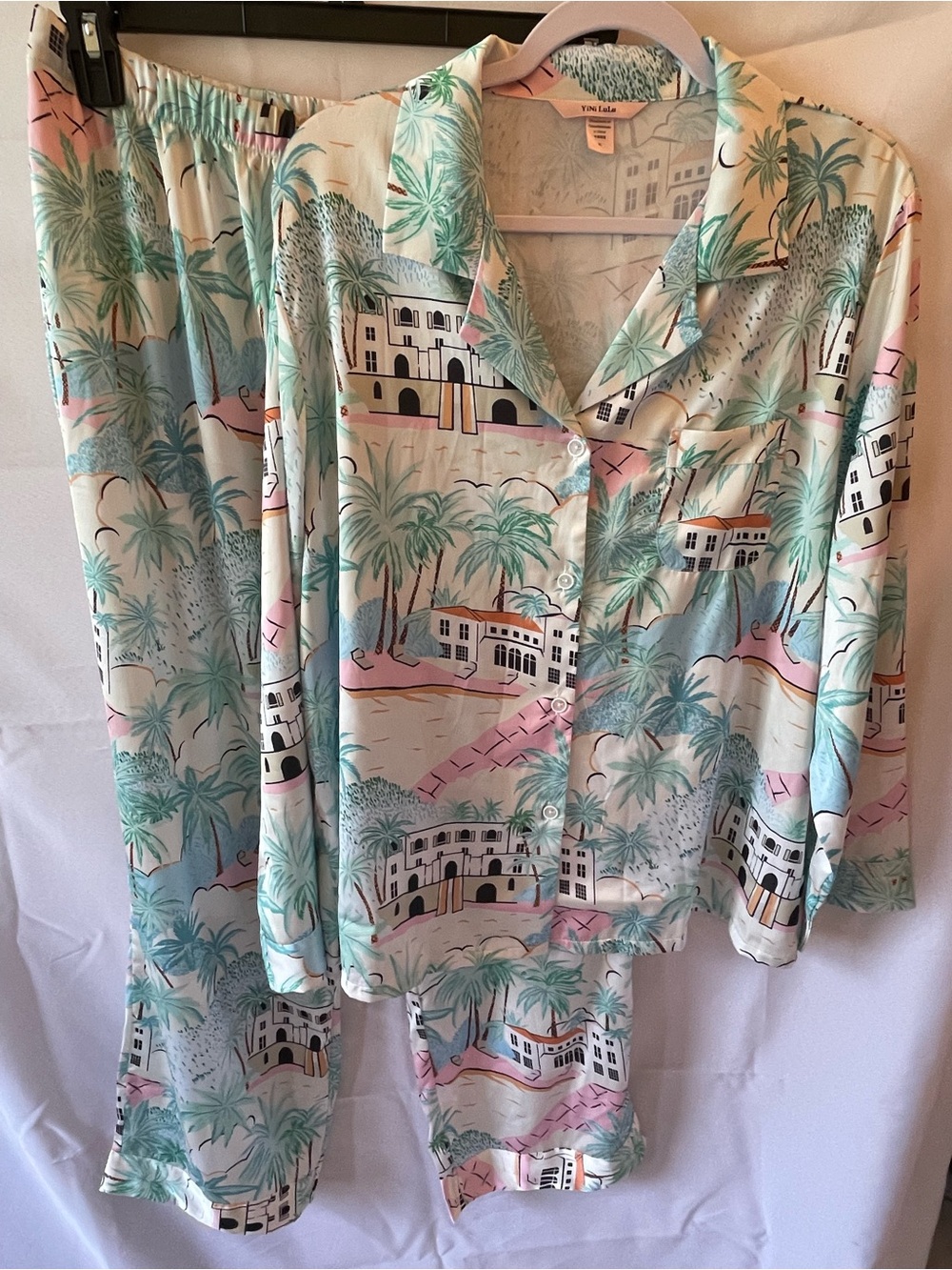 YiNi LuLu Women’s XL Palm Beach Resort Satin Pajama Set Lounge Pants Top